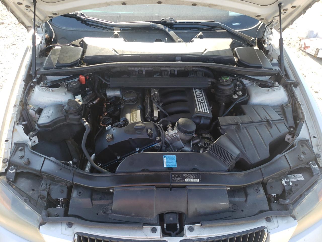 Photo 7 from auction – 2008 BMW 328 I with VIN WBAVA37528NL45502