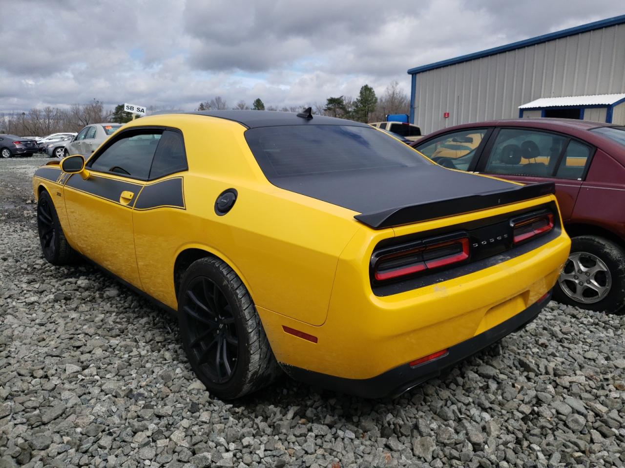 Photo 3 from auction – 2018 DODGE CHALLENGER with VIN 2C3CDZFJ3JH219901