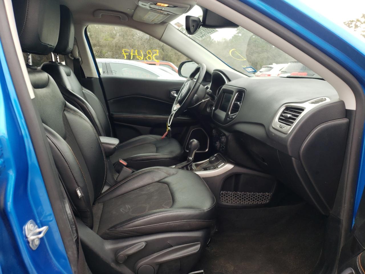 Photo 5 from auction – 2018 JEEP COMPASS LA with VIN 3C4NJDBB9JT259244