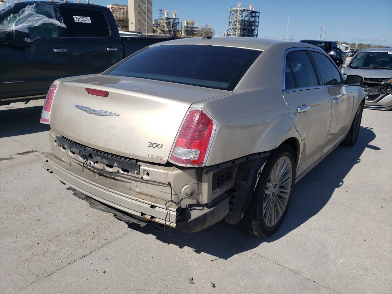 Photo 4 from auction – 2012 CHRYSLER 300 with VIN 2C3CCACG2CH277871