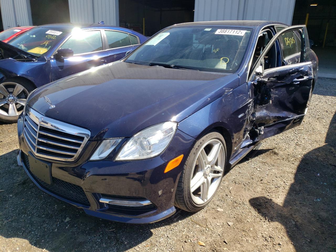 Photo 2 from auction – 2012 MERCEDES-BENZ E 350 with VIN WDDHF5KB2CA529435