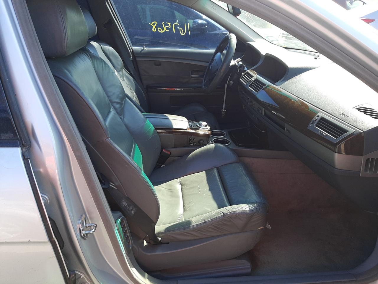 Photo 5 from auction – 2004 BMW 745 LI with VIN WBAGN63424DS51146