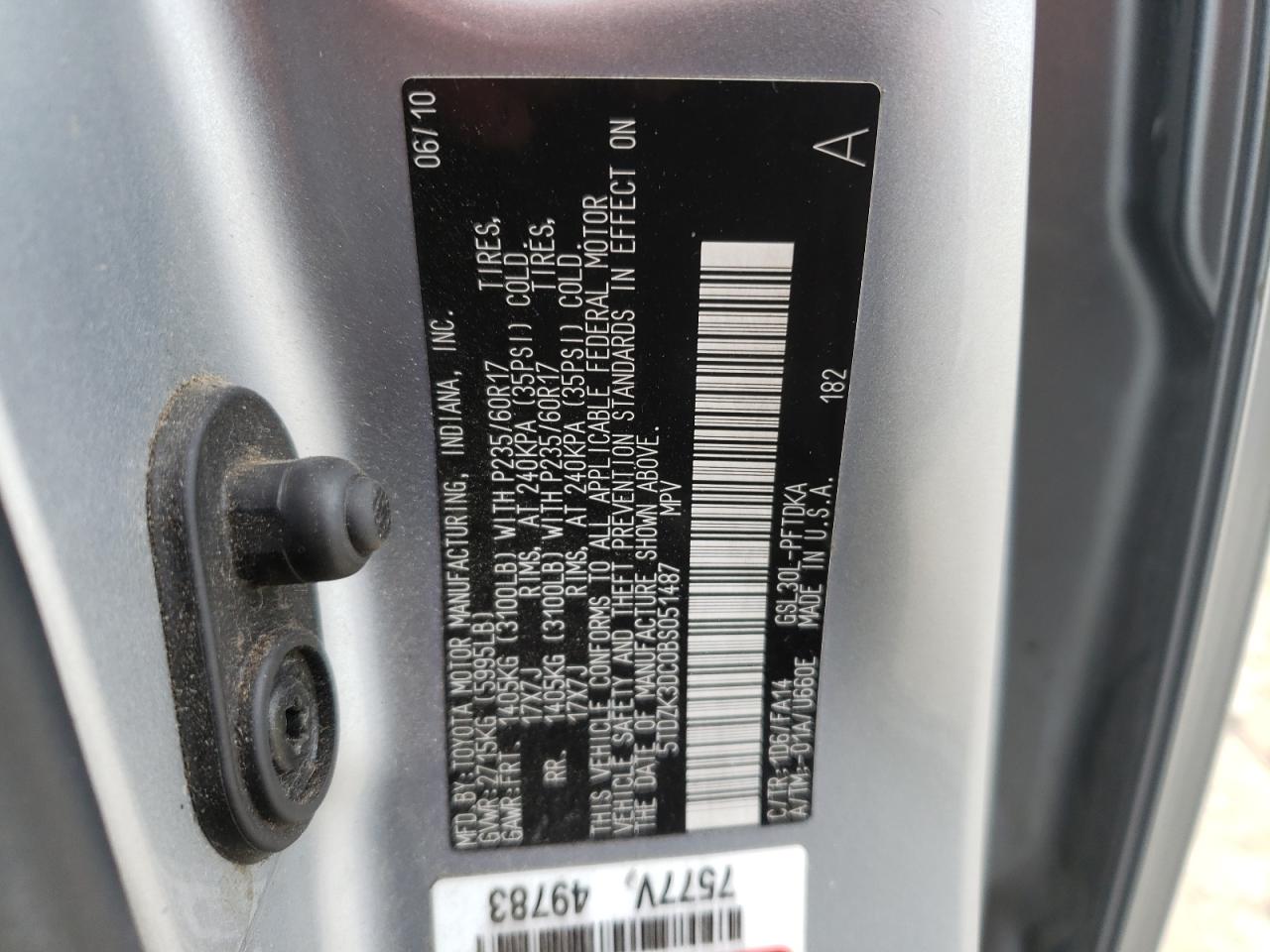 Photo 10 from auction – 2011 TOYOTA SIENNA with VIN 5TDZK3DC0BS051487