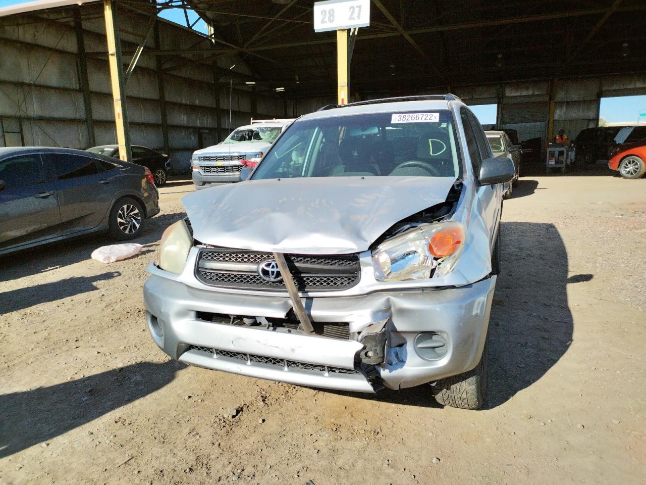 Photo 9 from auction – 2004 TOYOTA RAV4 with VIN JTEGD20V040011270
