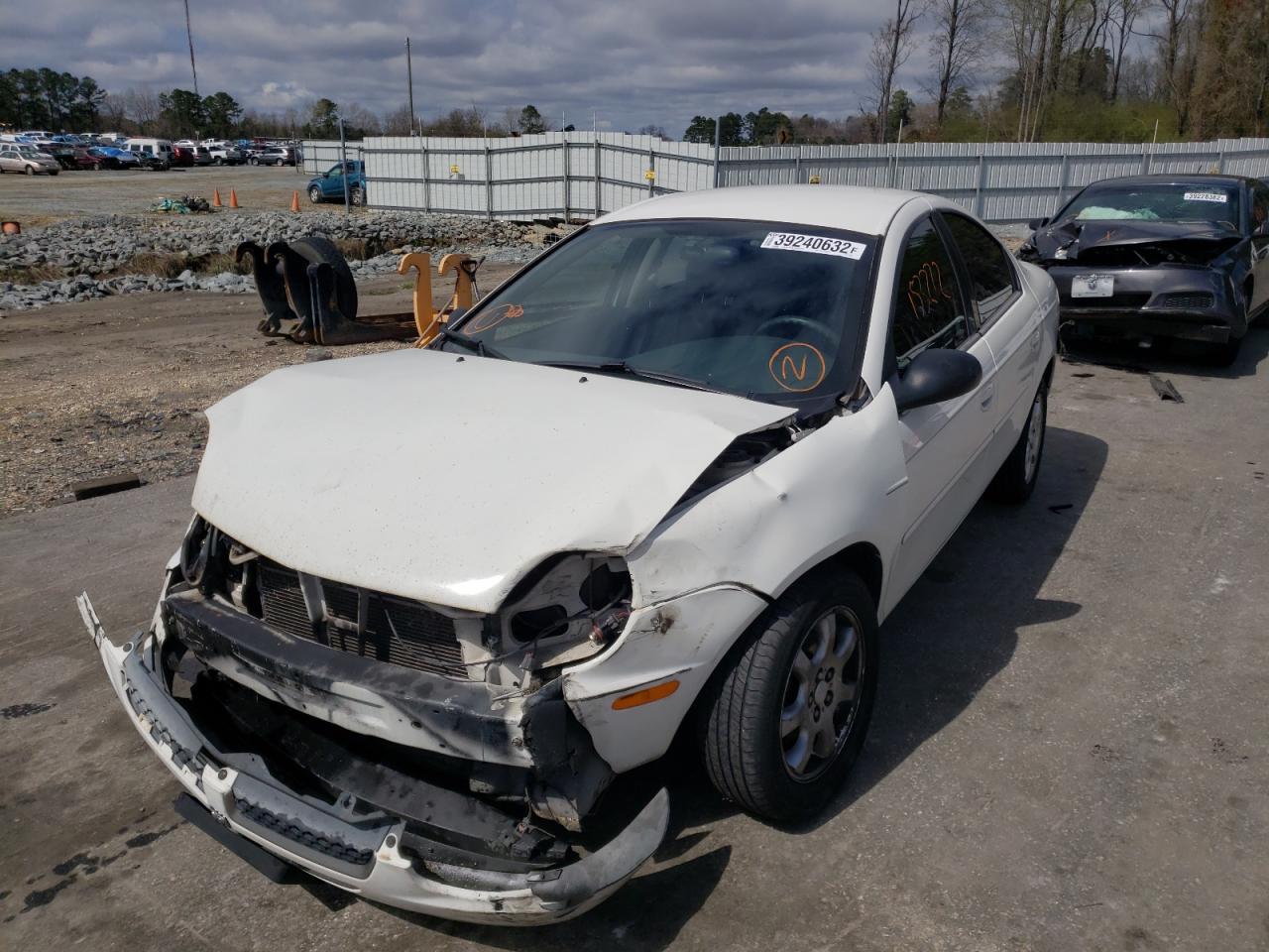 Photo 2 from auction – 2005 DODGE NEON SXT with VIN 1B3ES56C55D151934