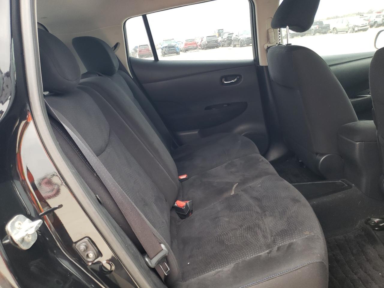 Photo 6 from auction – 2015 NISSAN LEAF S with VIN 1N4AZ0CP2FC309548
