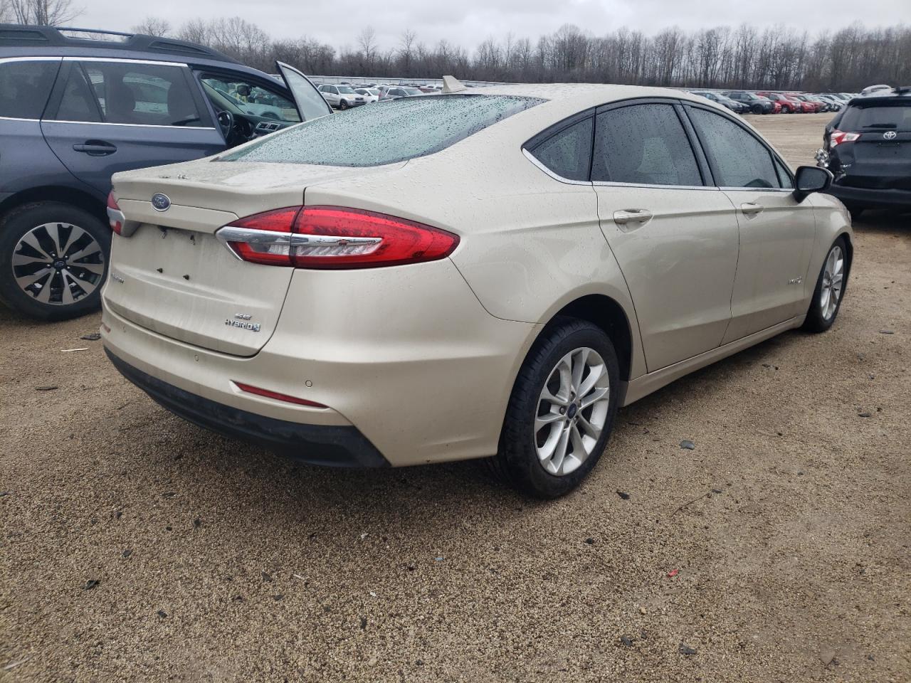 Photo 4 from auction – 2019 FORD FUSION SE with VIN 3FA6P0LU4KR207388