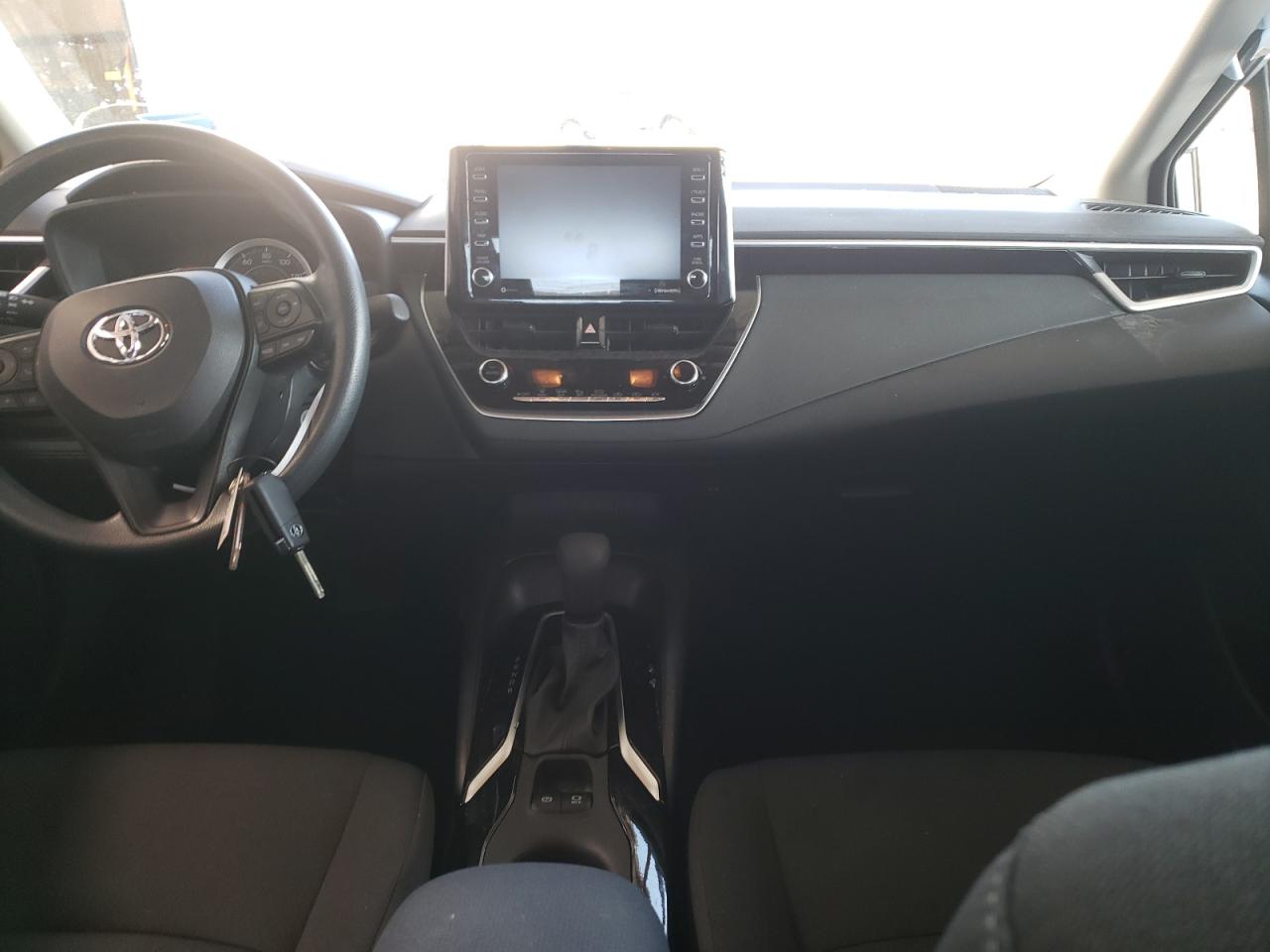 Photo 9 from auction – 2021 TOYOTA COROLLA LE with VIN 5YFEPMAE9MP200714