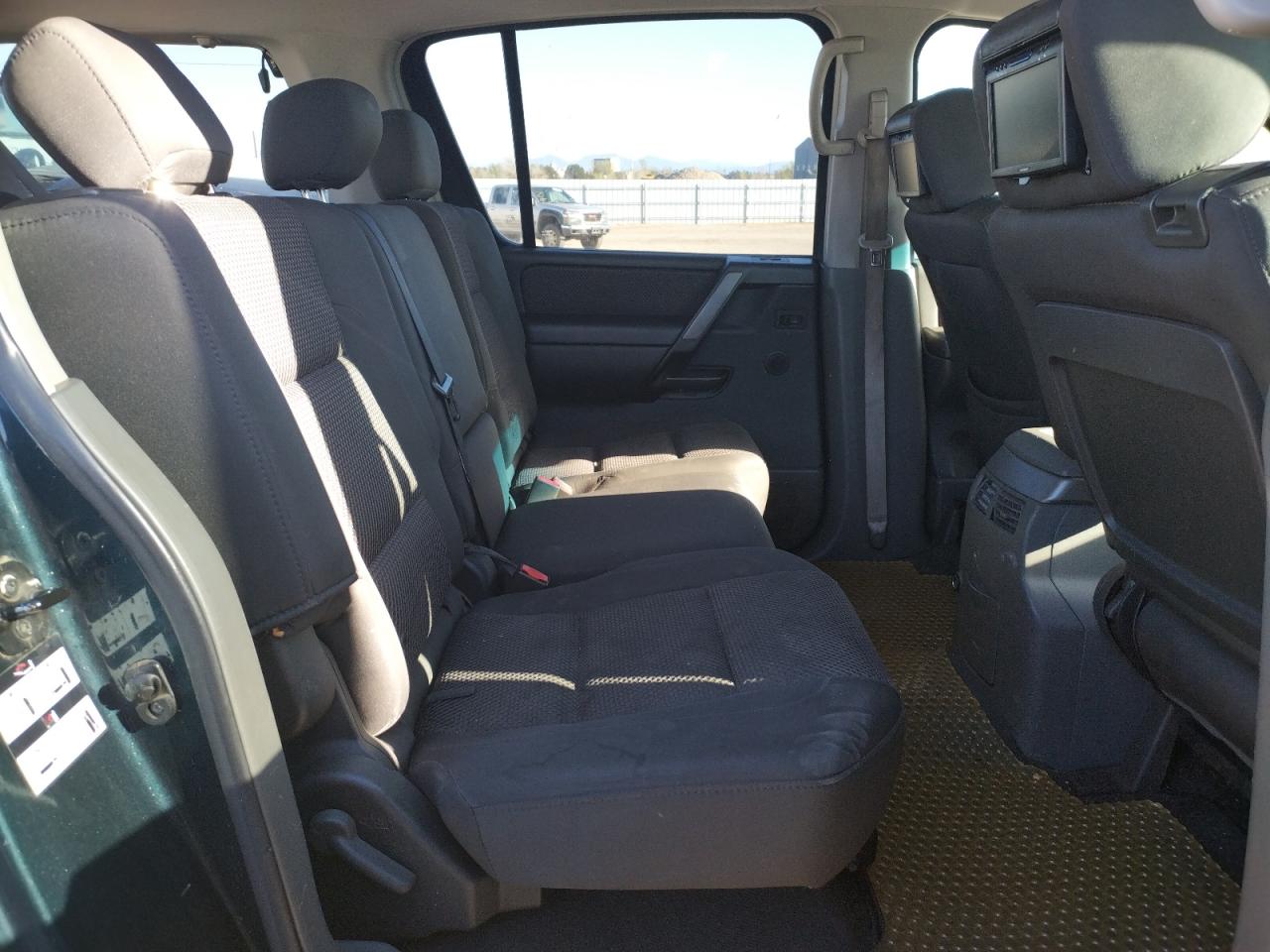 Photo 6 from auction – 2005 NISSAN ARMADA SE with VIN 5N1AA08B85N726413
