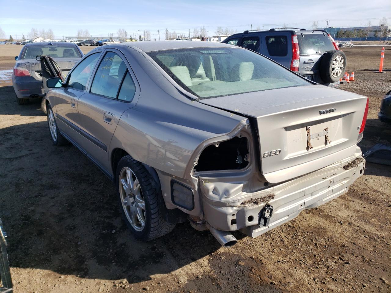 Photo 3 from auction – 2004 VOLVO S60 T5 with VIN YV1RS53D242388852
