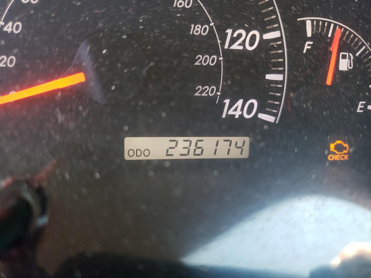 Photo 8 from auction – 2006 TOYOTA CAMRY LE with VIN 4T1BE30K56U112738