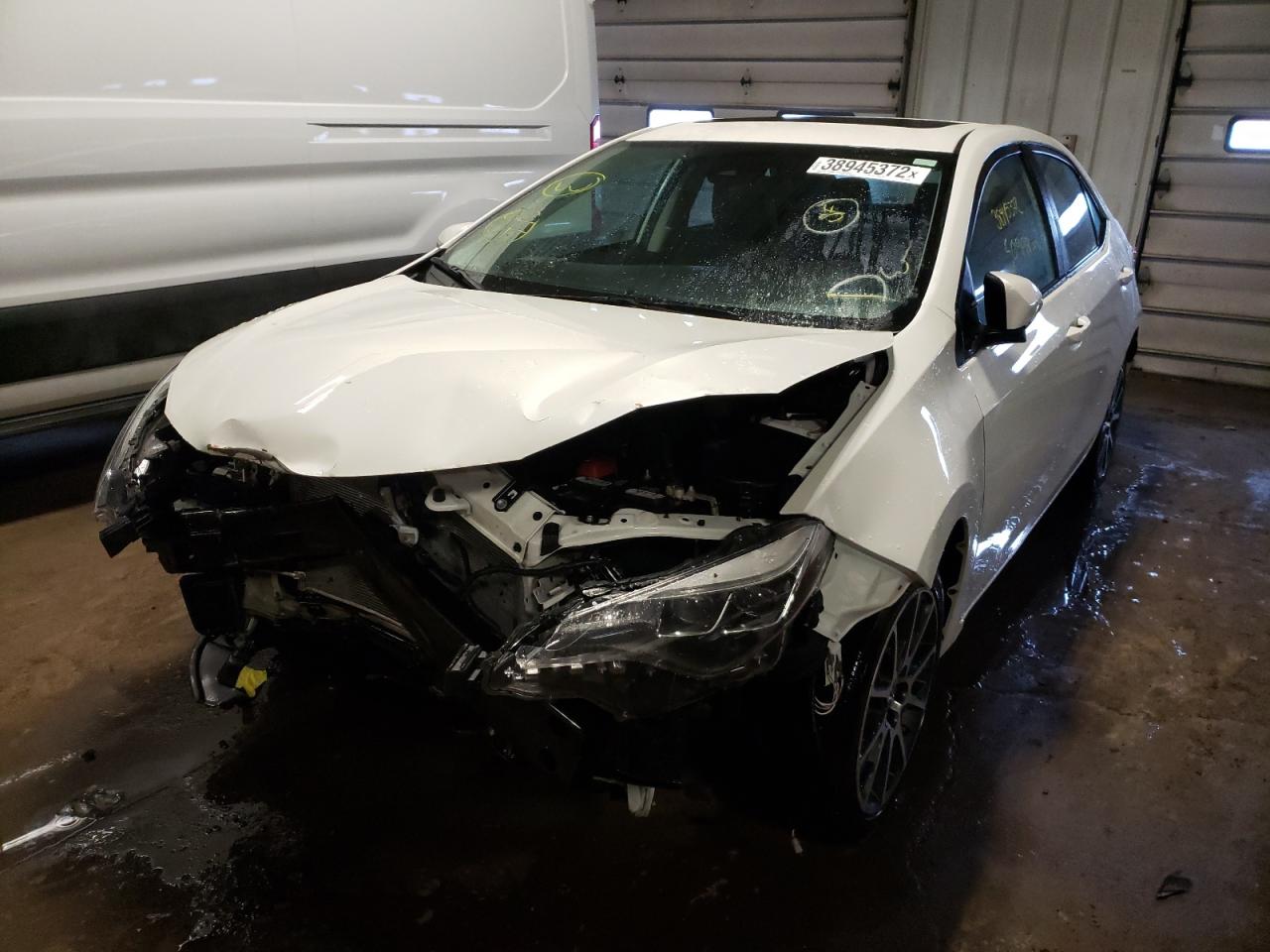 Photo 2 from auction – 2017 TOYOTA COROLLA SE with VIN 5YFBURHE3HP592383