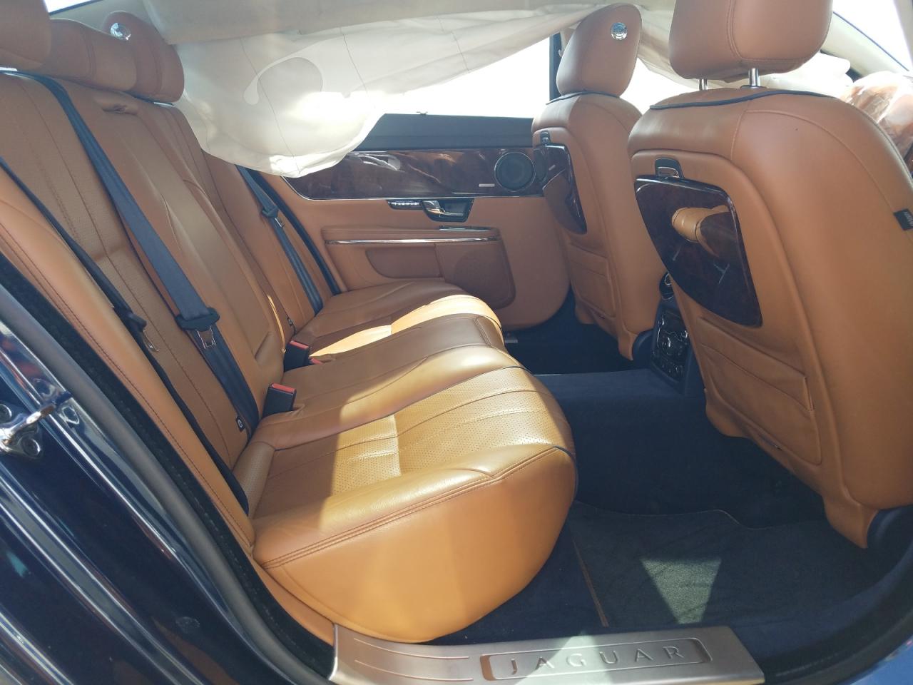 Photo 6 from auction – 2012 JAGUAR XJL SUPERC with VIN SAJWA2GE2CMV33289