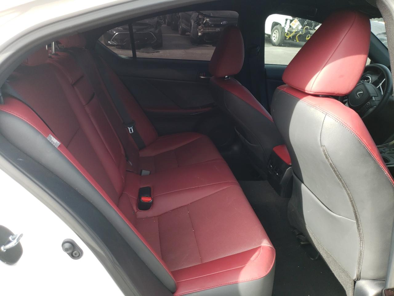 Photo 6 from auction – 2021 LEXUS IS 300 with VIN JTHAA1D28M5114466