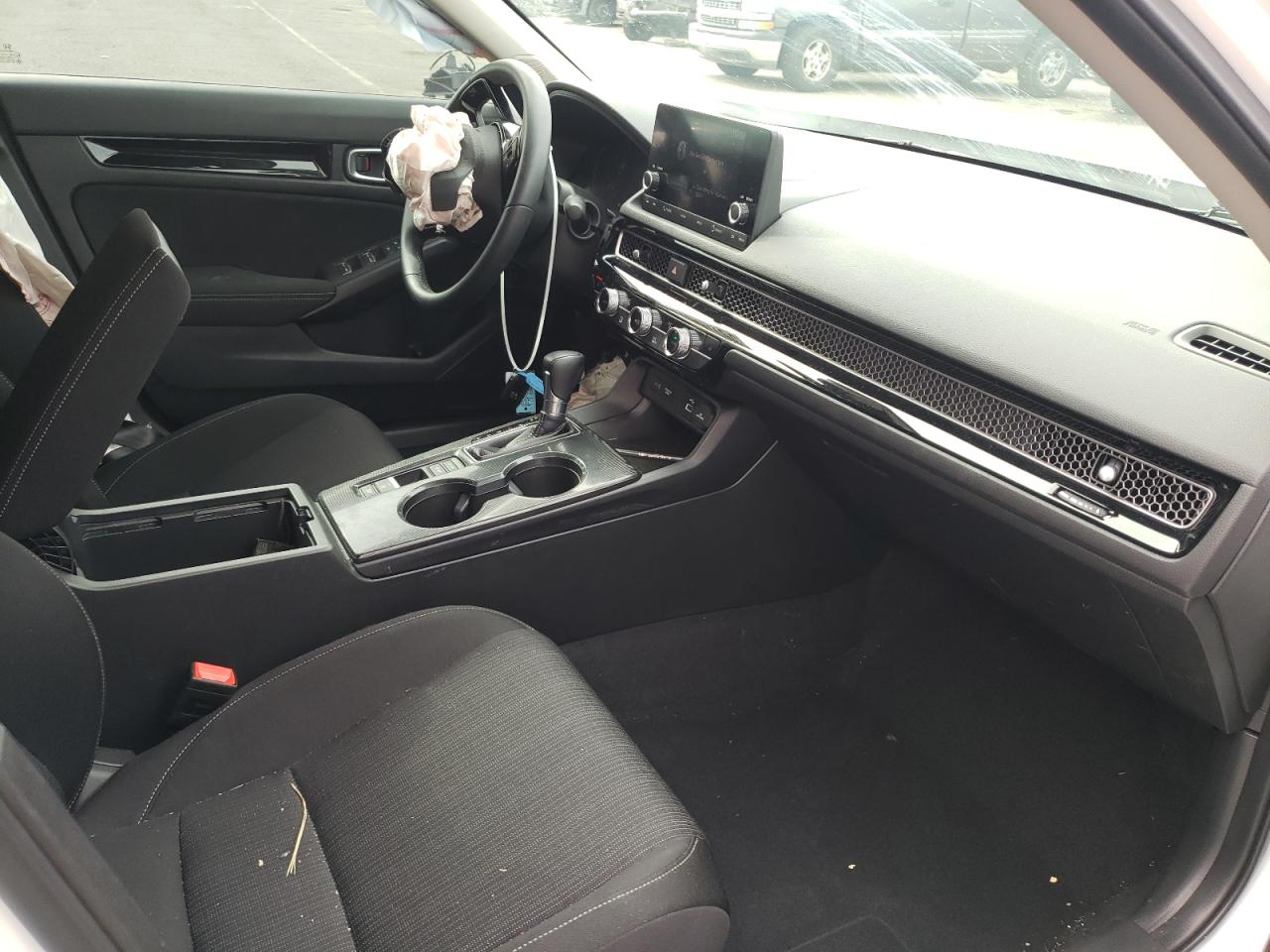 Photo 5 from auction – 2022 HONDA CIVIC EX with VIN JHMFE1F73NX003736