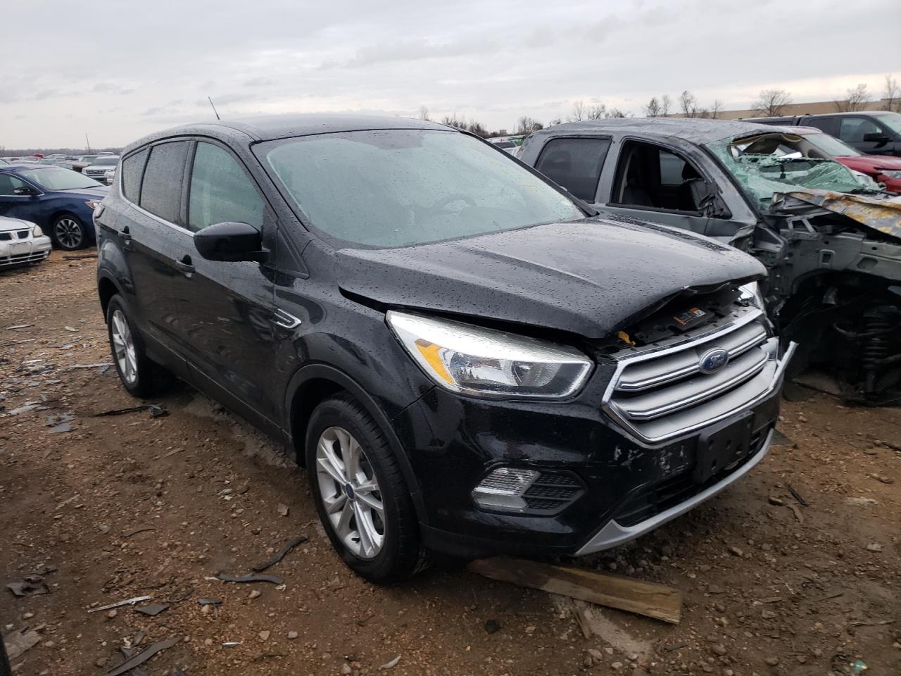FORD ESCAPE SE 2017 with VIN 1FMCU9GD4HUC36679 - Photo from auction