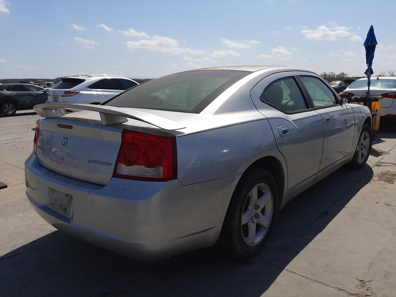 Photo 4 from auction – 2009 DODGE CHARGER with VIN 2B3KA43D09H500696