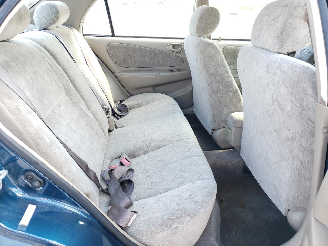 Photo 6 from auction – 1998 TOYOTA COROLLA VE with VIN 2T1BR18E4WC067039