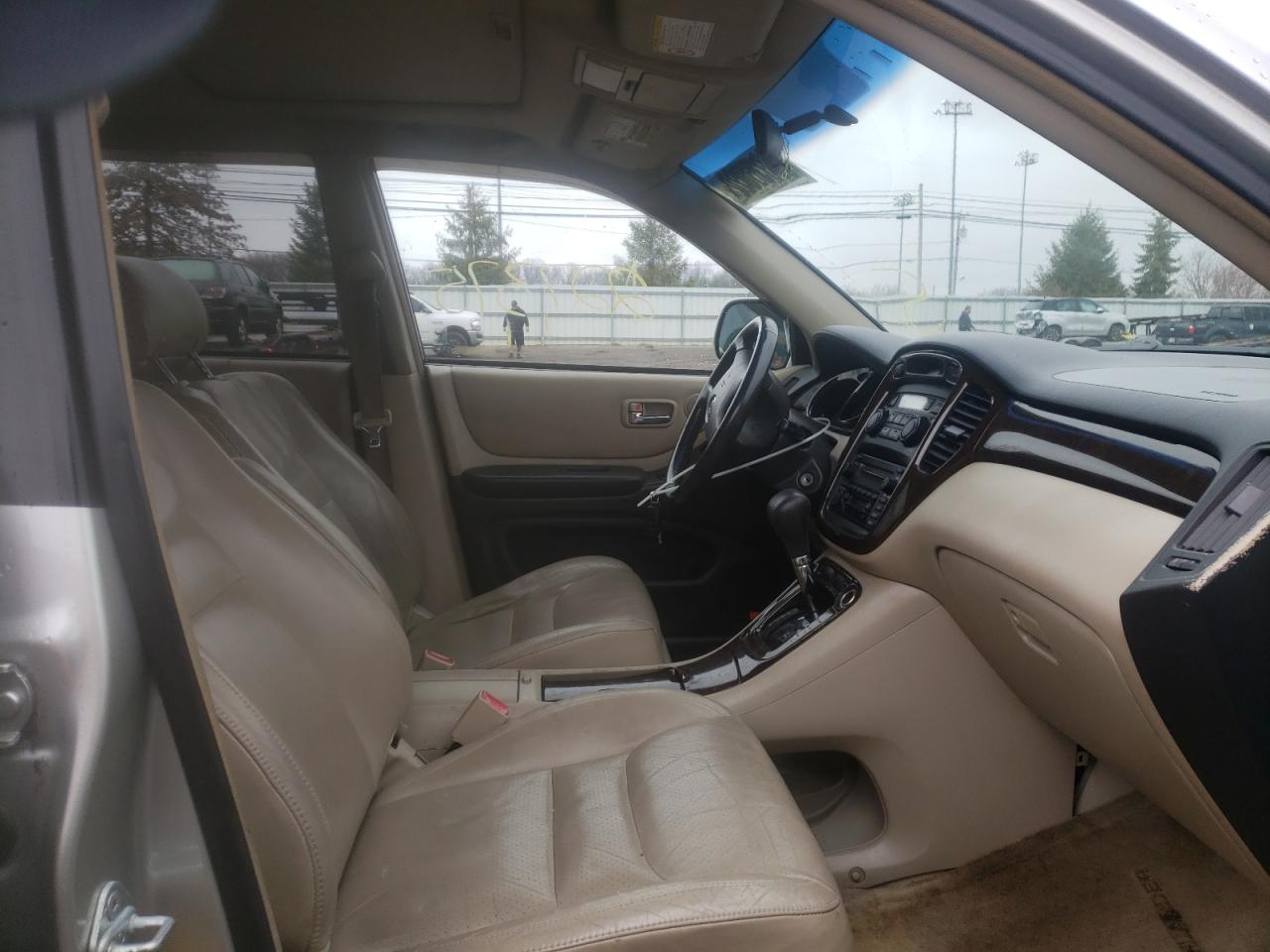 Photo 5 from auction – 2002 TOYOTA HIGHLANDER with VIN JTEHF21A620045608