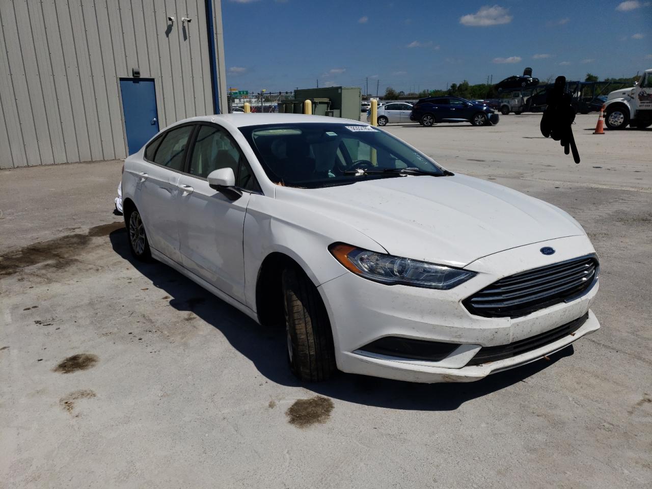 Photo 1 from auction – 2017 FORD FUSION S with VIN 3FA6P0G73HR212255