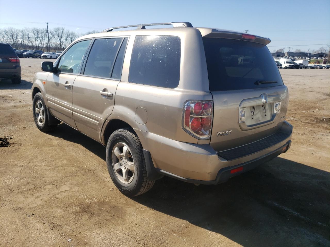Фото 3 с аукциона – 2007 HONDA PILOT EXL с VIN 5FNYF18507B024902