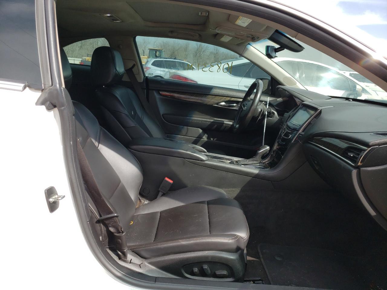 Photo 5 from auction – 2016 CADILLAC ATS with VIN 1G6AA1RX9G0157398