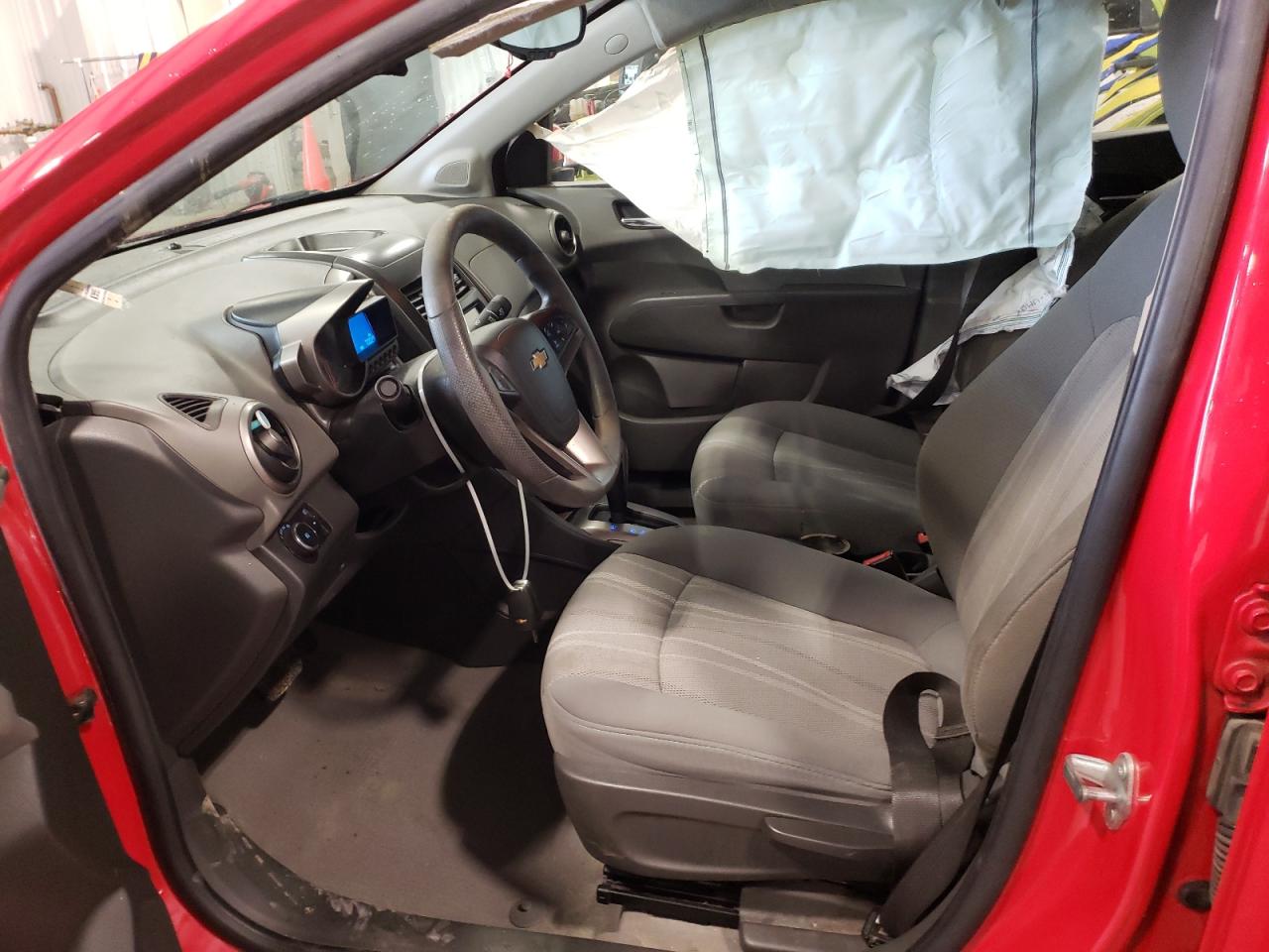 Photo 5 from auction – 2014 CHEVROLET SONIC LT with VIN 1G1JC5SH3E4205073