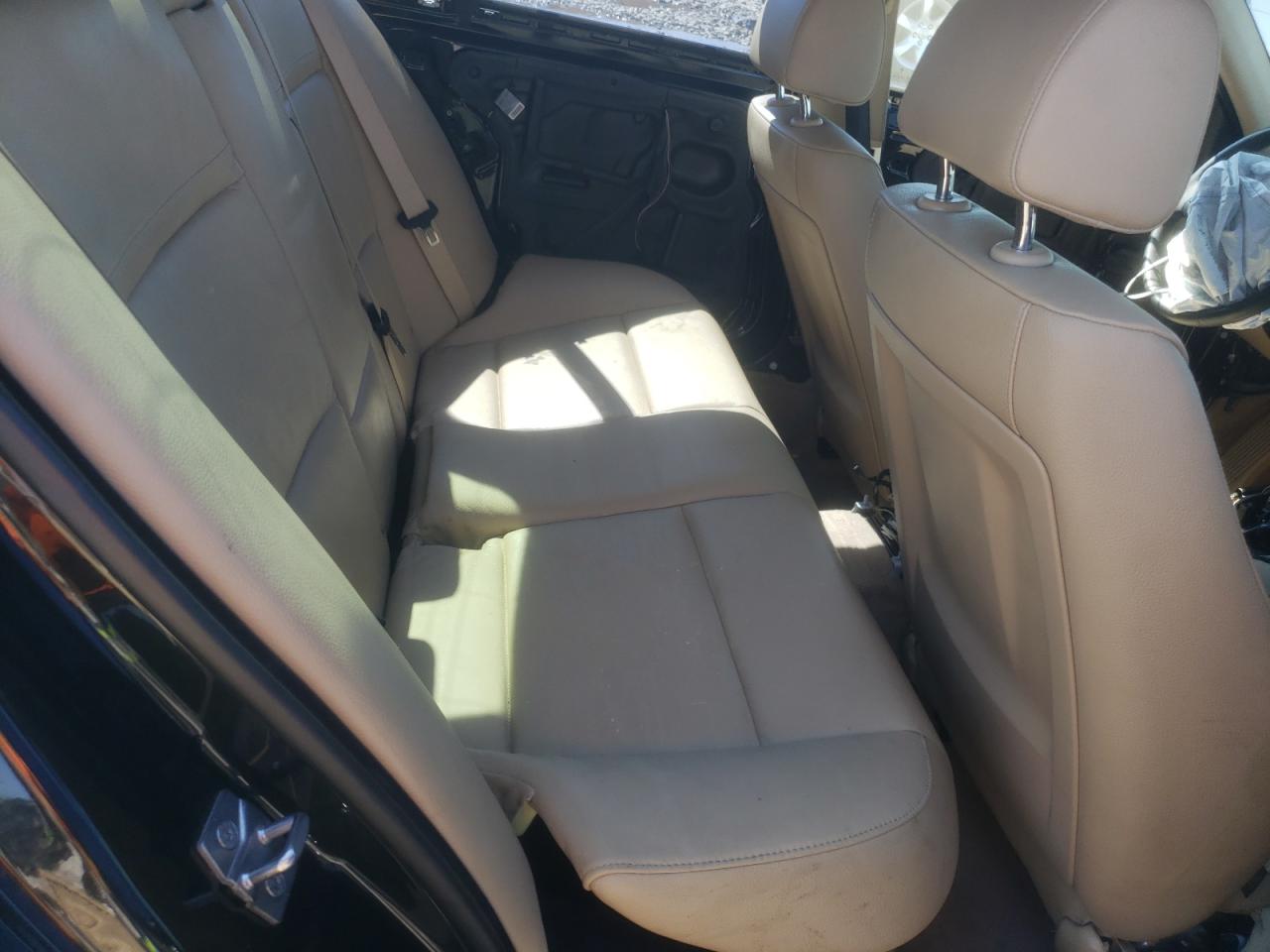 Photo 6 from auction – 2010 BMW 335 I with VIN WBAPM7C57AA366985