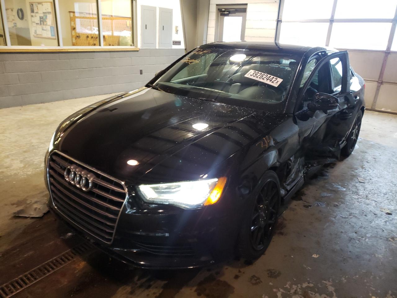 Photo 2 from auction – 2015 AUDI A3 with VIN WAUBFGFF1F1053737