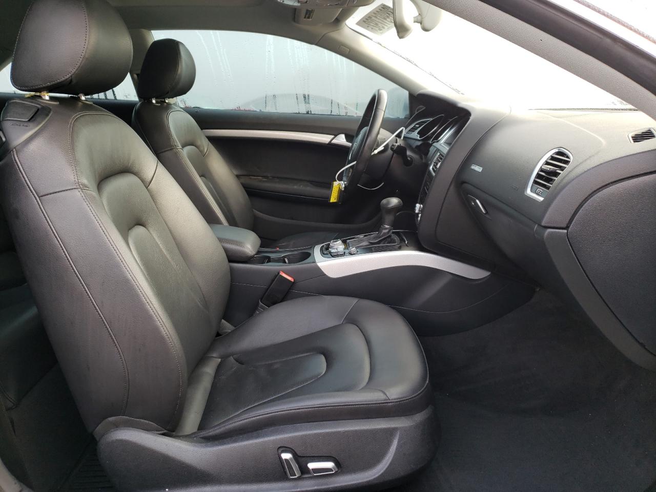 Photo 5 from auction – 2013 AUDI A5 PREMIUM with VIN WAULFAFR2DA080860