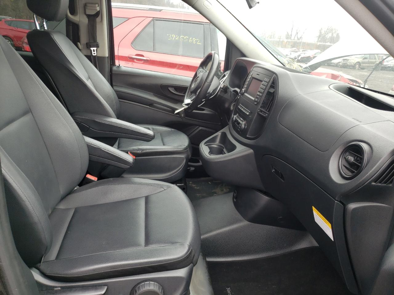 Photo 5 from auction – 2018 MERCEDES-BENZ METRIS with VIN WD4PG2EE5J3403262