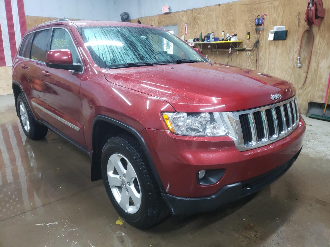 Photo 1 from auction – 2013 JEEP GRAND CHER with VIN 1C4RJFAG3DC501794