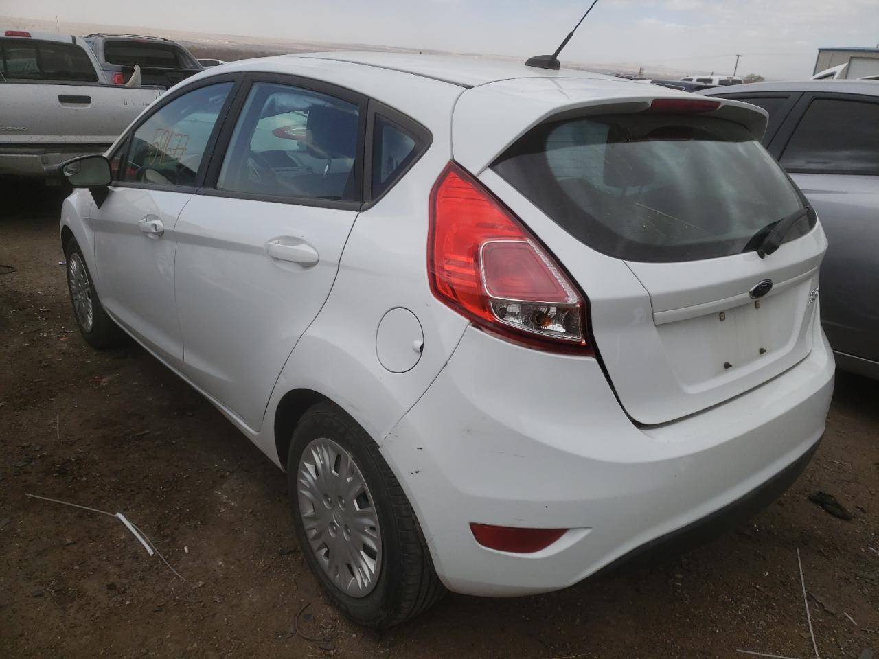 Photo 3 from auction – 2016 FORD FIESTA S with VIN 3FADP4TJ7GM185346