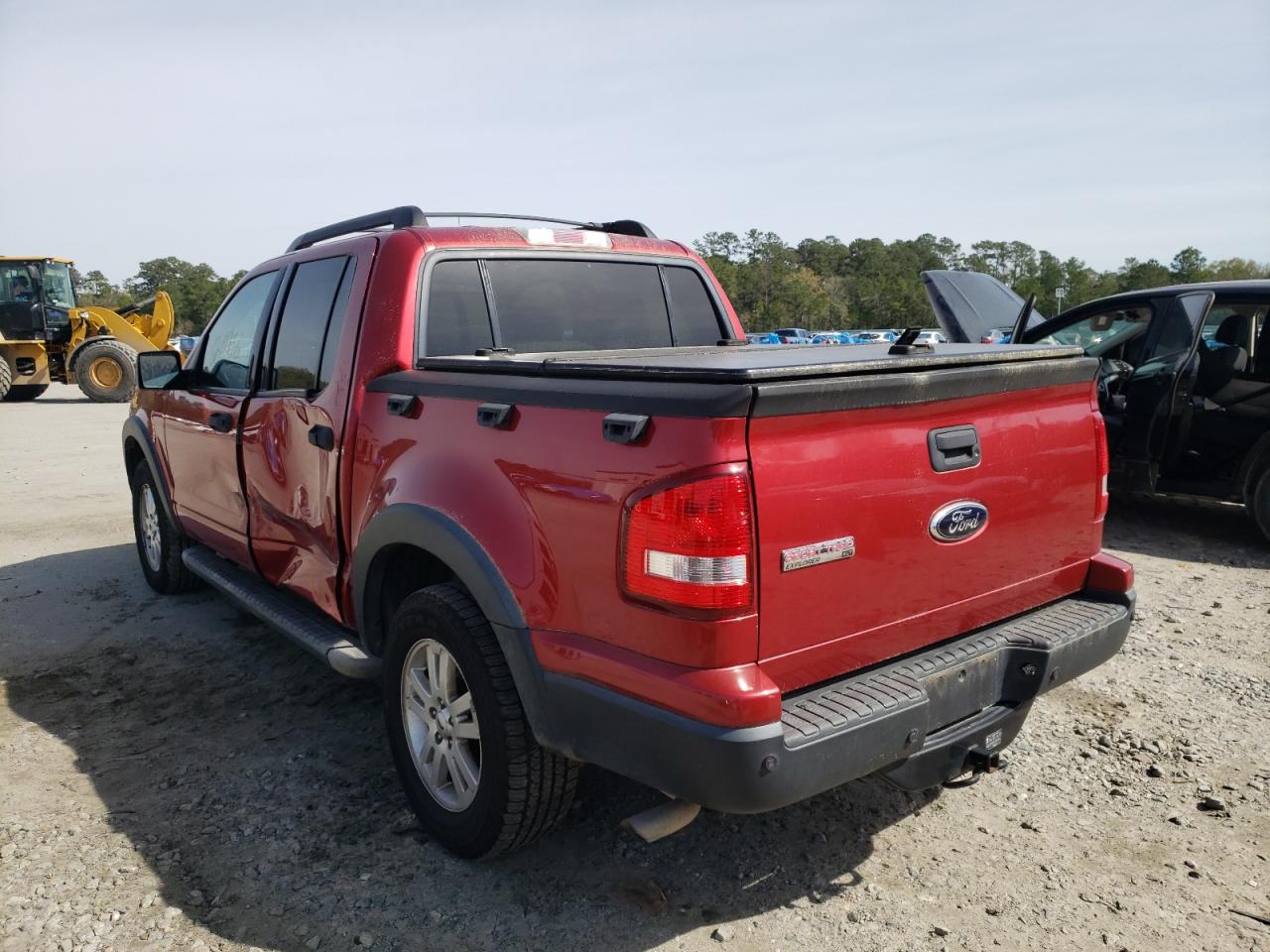 Photo 3 from auction – 2008 FORD EXPLORER S with VIN 1FMEU31E28UA47987