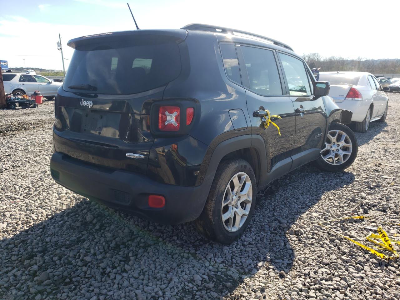 Photo 4 from auction – 2017 JEEP RENEGADE L with VIN ZACCJABB1HPF39621
