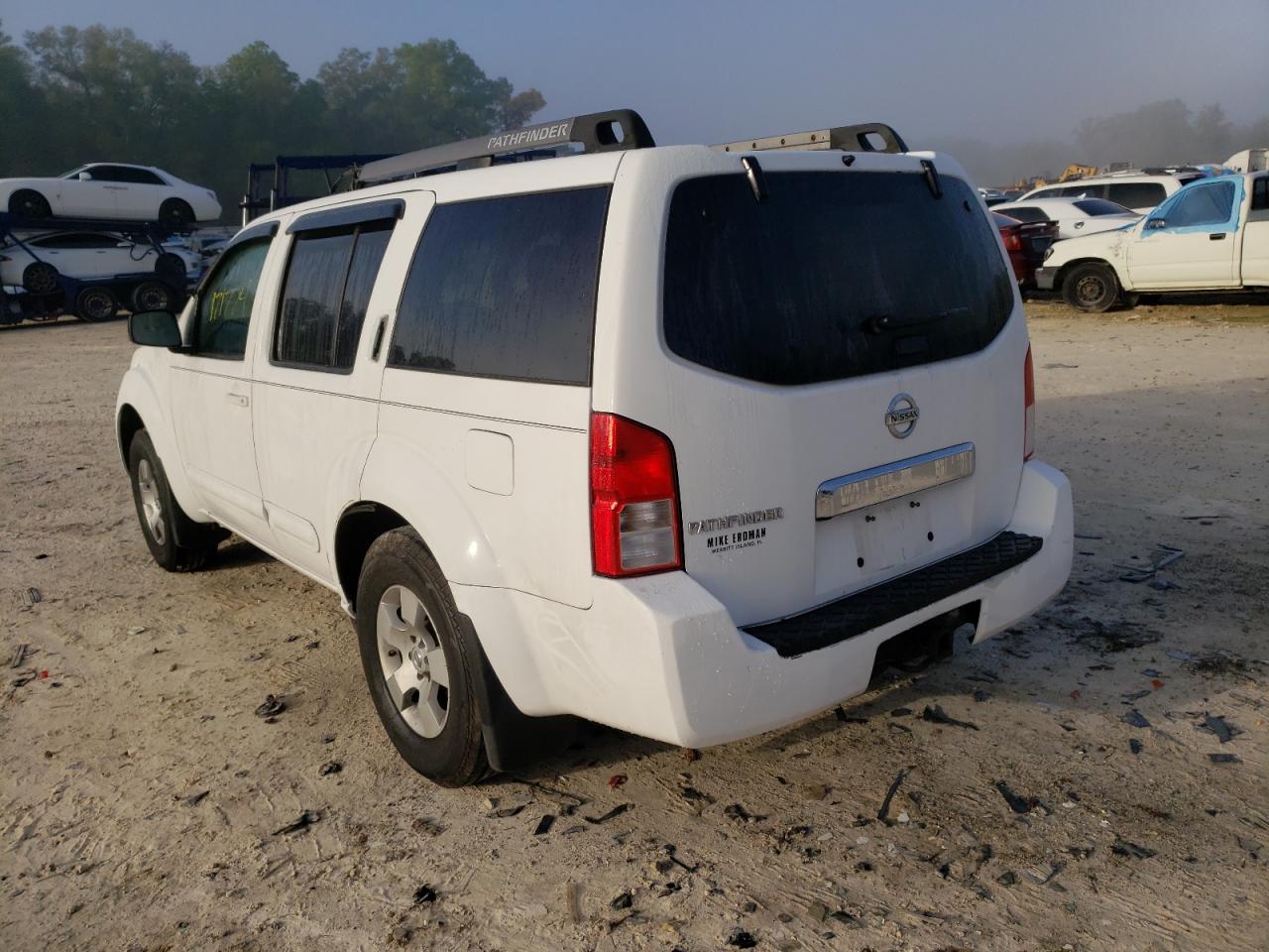 Photo 3 from auction – 2005 NISSAN PATHFINDER with VIN 5N1AR18UX5C773227