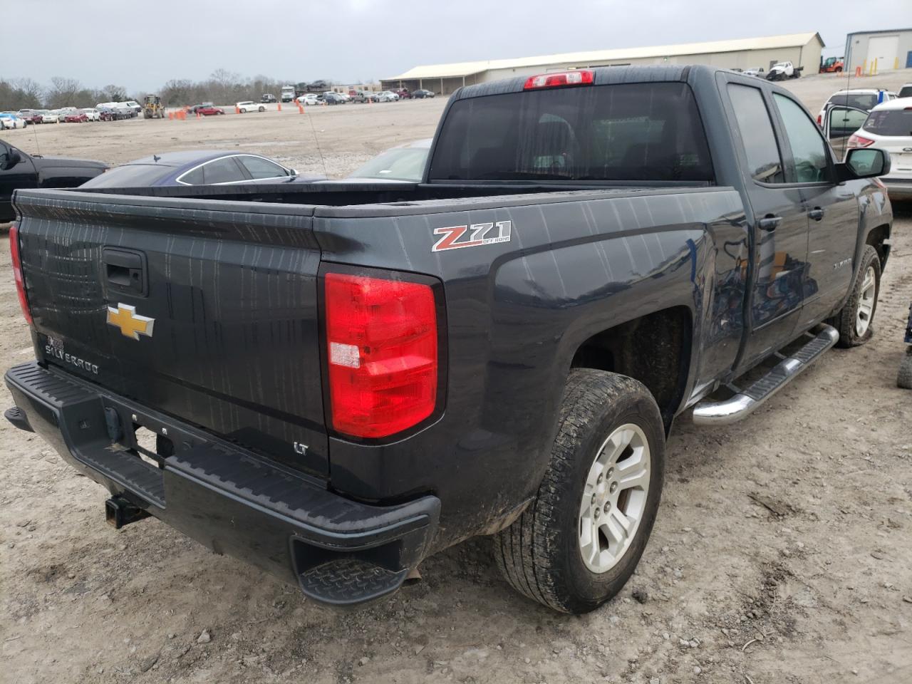 Photo 4 from auction – 2017 CHEVROLET SILVERADO with VIN 1GCVKREC9HZ375898