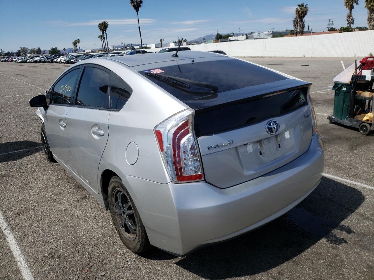 صورة رقم 3 من المزاد - 2015 TOYOTA PRIUS مع VIN JTDKN3DU8F1997406