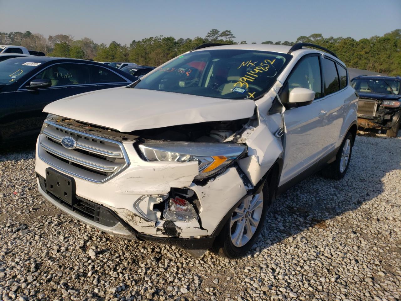Photo 2 from auction – 2017 FORD ESCAPE SE with VIN 1FMCU0GD9HUA68355