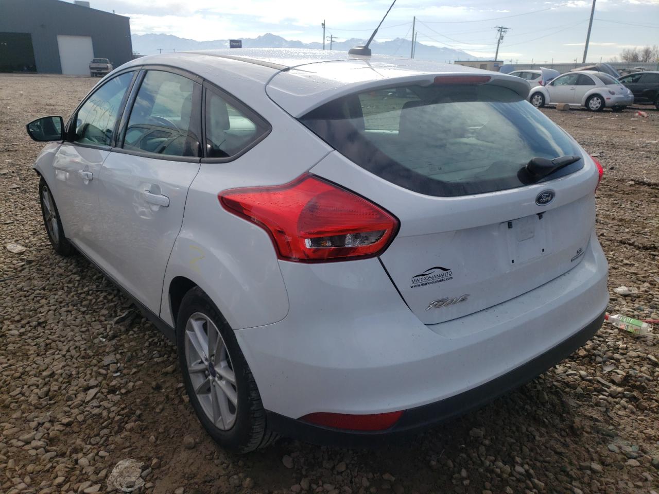 Photo 3 from auction – 2015 FORD FOCUS SE with VIN 1FADP3K2XFL306116