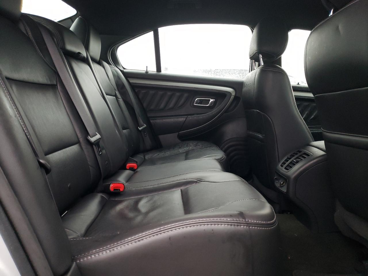 صورة رقم 6 من المزاد - 2014 FORD TAURUS SEL مع VIN 1FAHP2E97EG131321