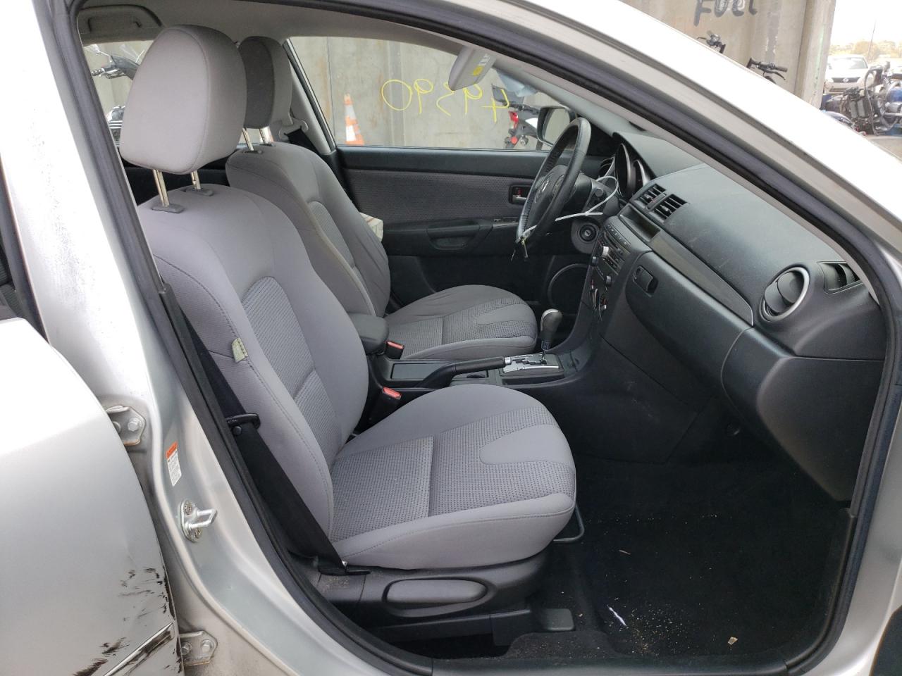 Photo 5 from auction – 2008 MAZDA 3 HATCHBAC with VIN JM1BK343X81844772