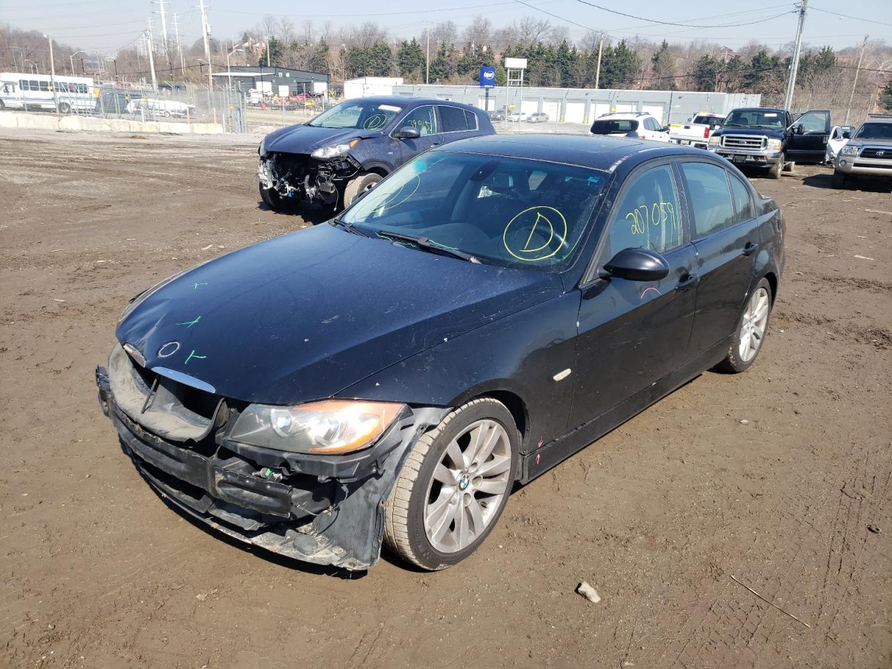 Фото 2 с аукциона – 2006 BMW 325 I с VIN WBAVB13596KR59937
