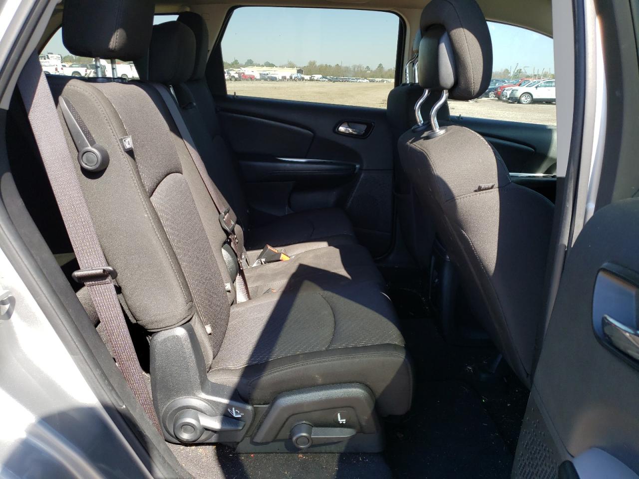 Photo 6 from auction – 2019 DODGE JOURNEY SE with VIN 3C4PDCAB8KT859041