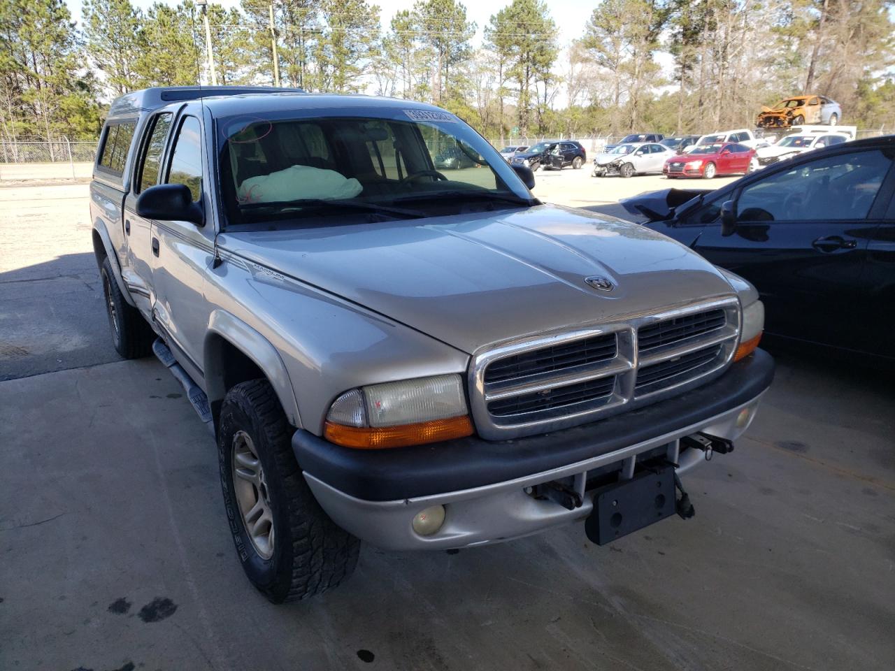 DODGE DAKOTA QUA 2003 with VIN 1D7HG38Z33S281342 - Photo from auction