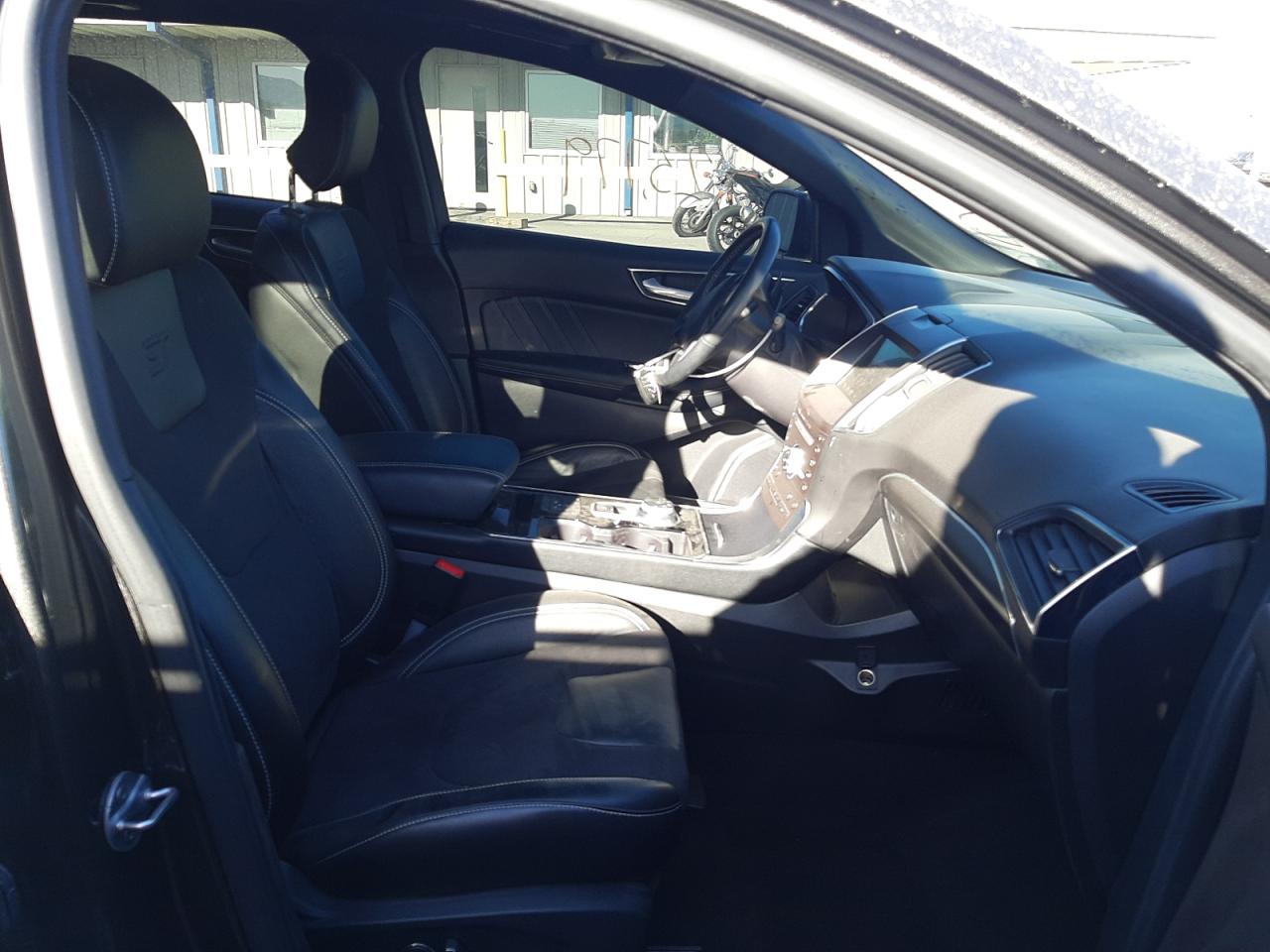 Photo 5 from auction – 2019 FORD EDGE ST with VIN 2FMPK4AP0KBC27214