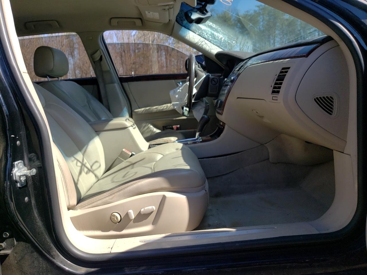 Photo 5 from auction – 2007 CADILLAC DTS with VIN 1G6KD57Y77U134077