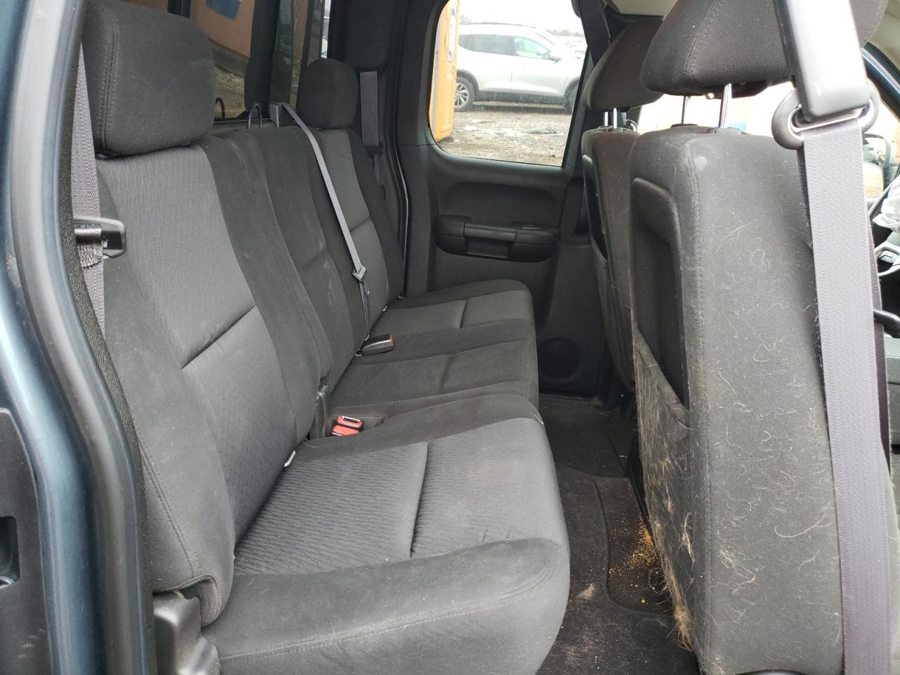 Photo 6 from auction – 2011 CHEVROLET SILVERADO with VIN 1GCRCSE09BZ377606
