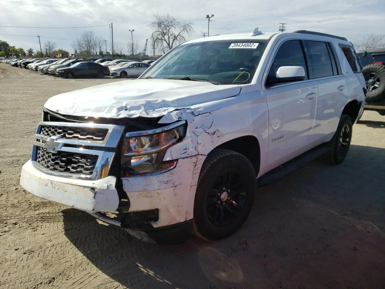 Photo 2 from auction – 2015 CHEVROLET TAHOE C150 with VIN 1GNSCAEC9FR573404