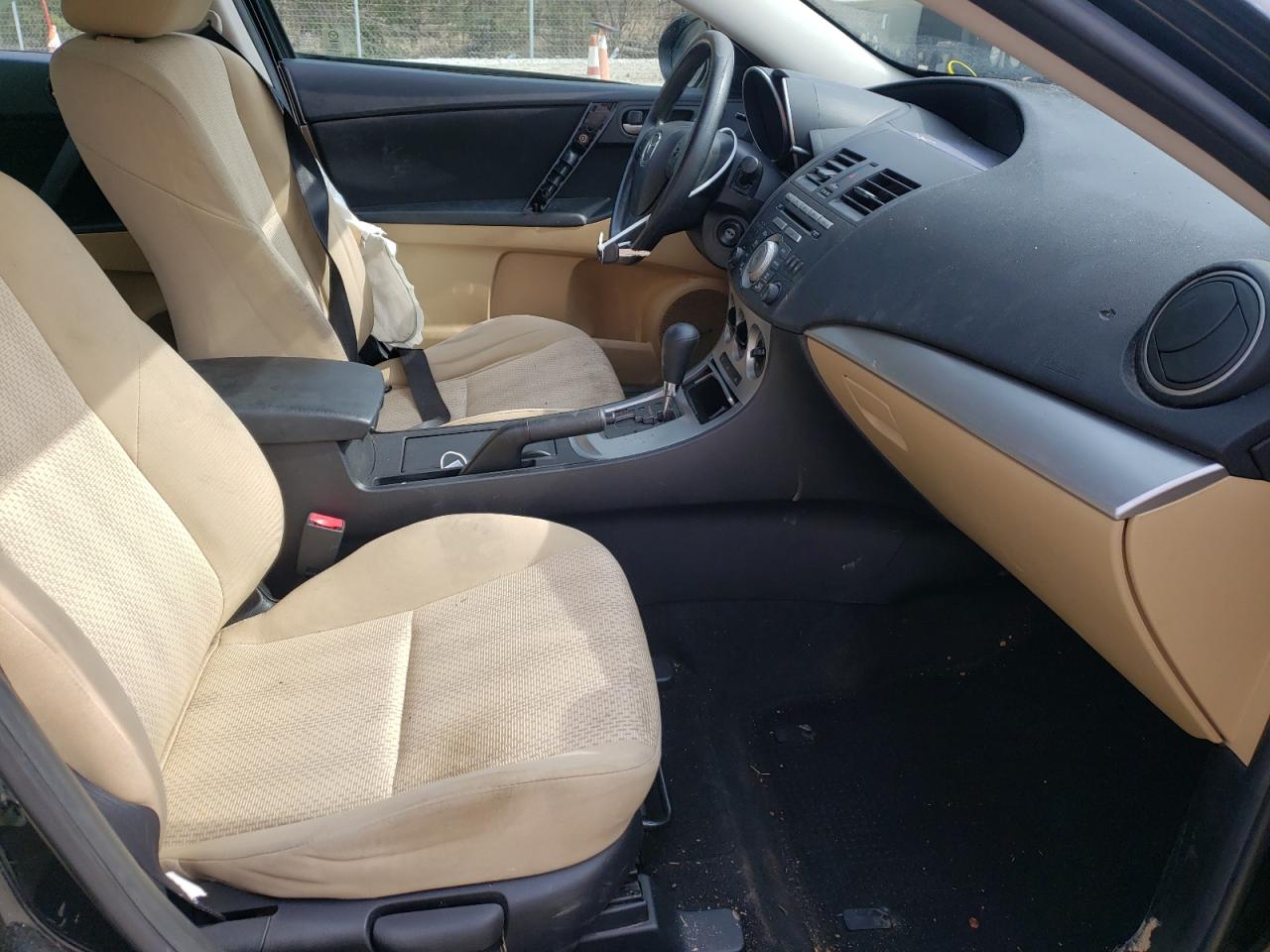 Photo 5 from auction – 2010 MAZDA 3 I with VIN JM1BL1SF1A1165333
